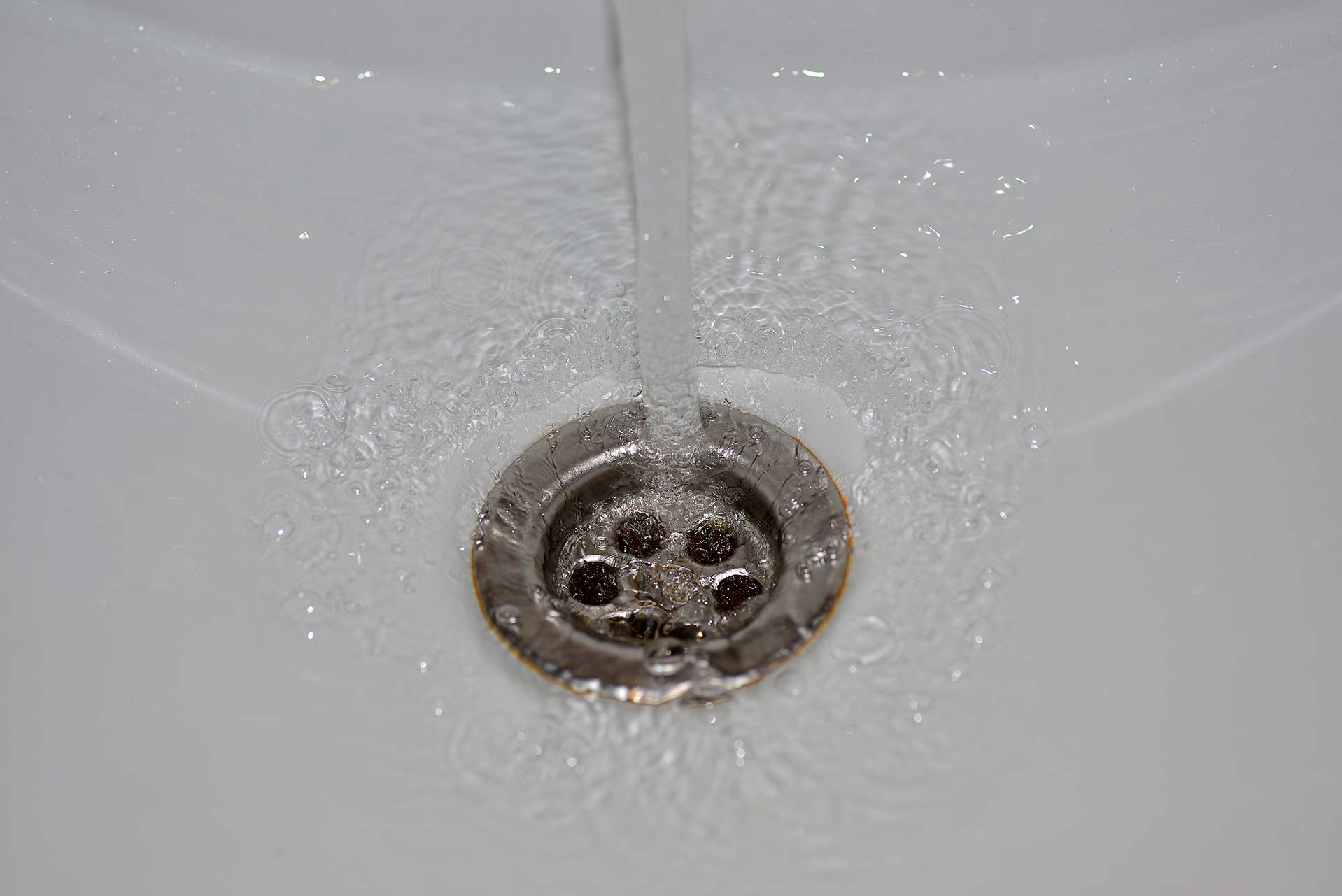 A2B Drains provides services to unblock blocked sinks and drains for properties in Great Torrington.